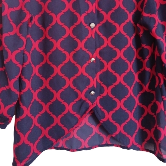 PEACH LOVE California Navy blue and red patterned button down back top - Picture 3 of 6